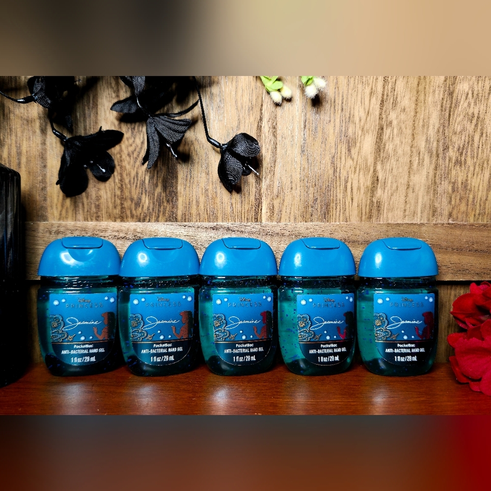 (5) Bath & Body Works Disney Princess Jasmine Pocketbac Hand Sanitizers